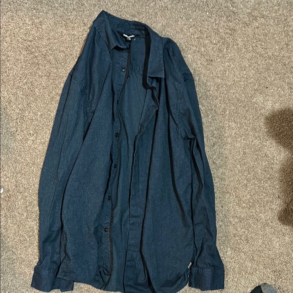 Black Lightweight Shirt Jacket with Pointed Collar